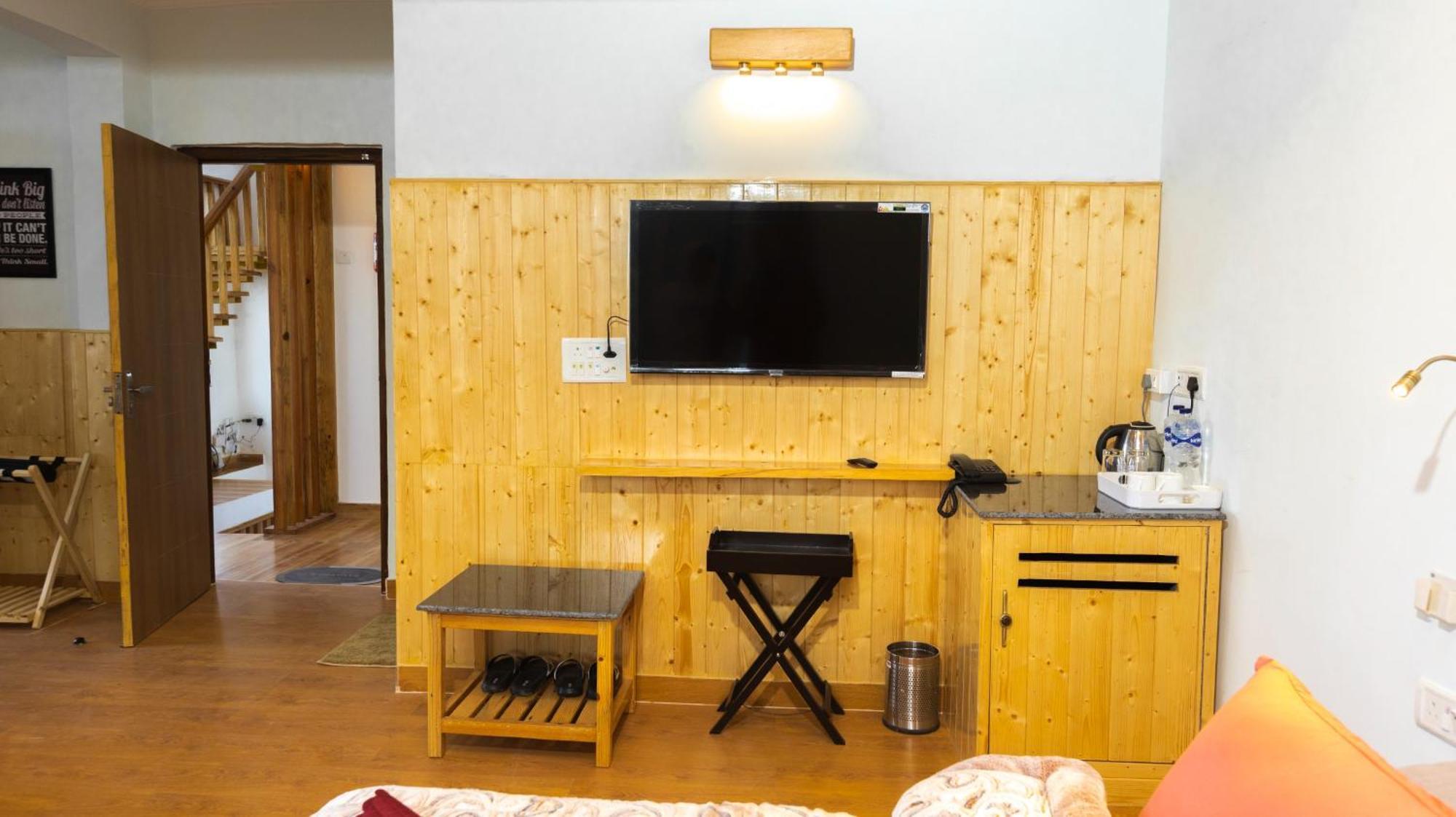 Nandini Cottage, A Premium Boutique Homestay Ranikhet Esterno foto
