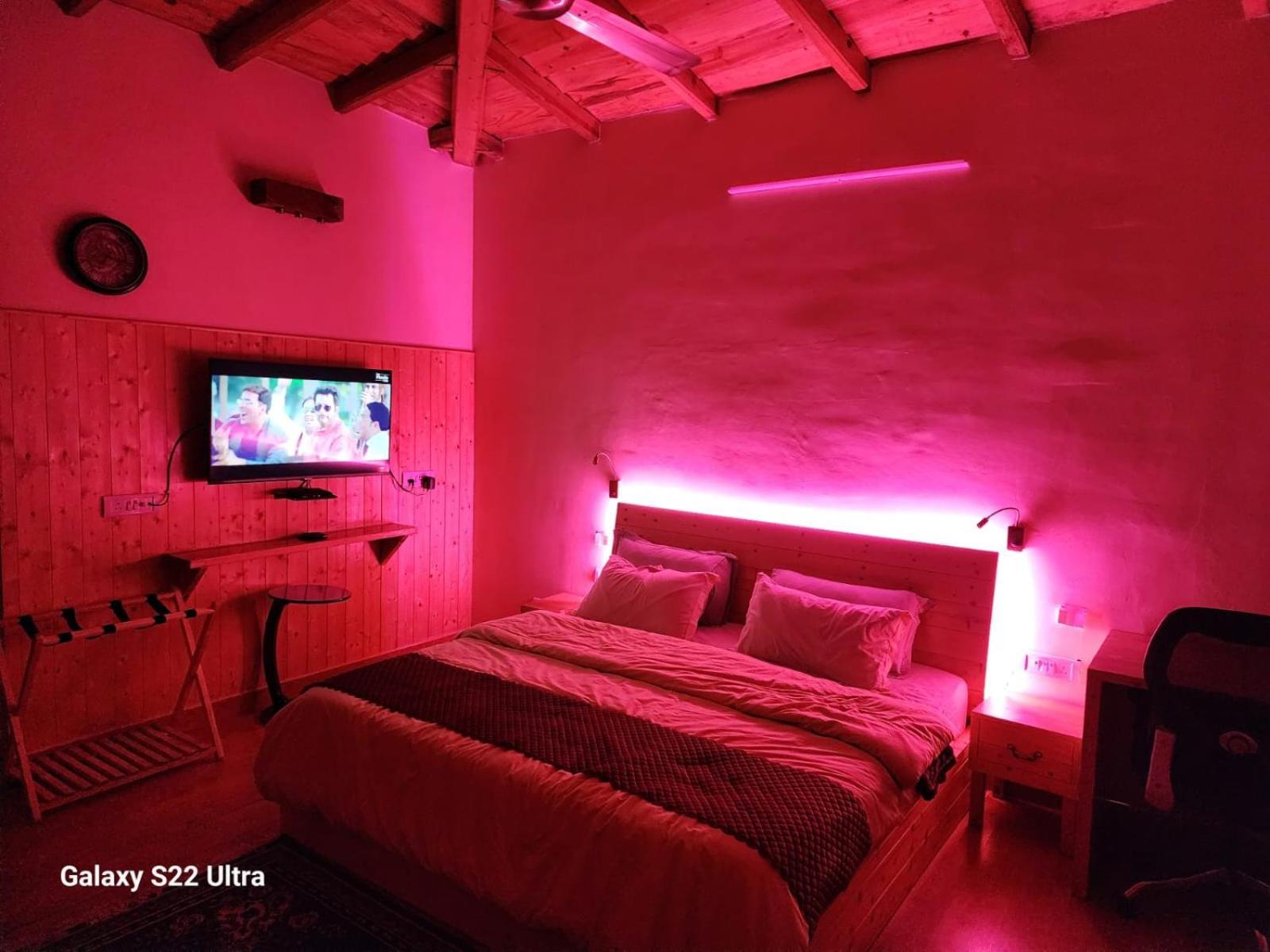 Nandini Cottage, A Premium Boutique Homestay Ranikhet Esterno foto