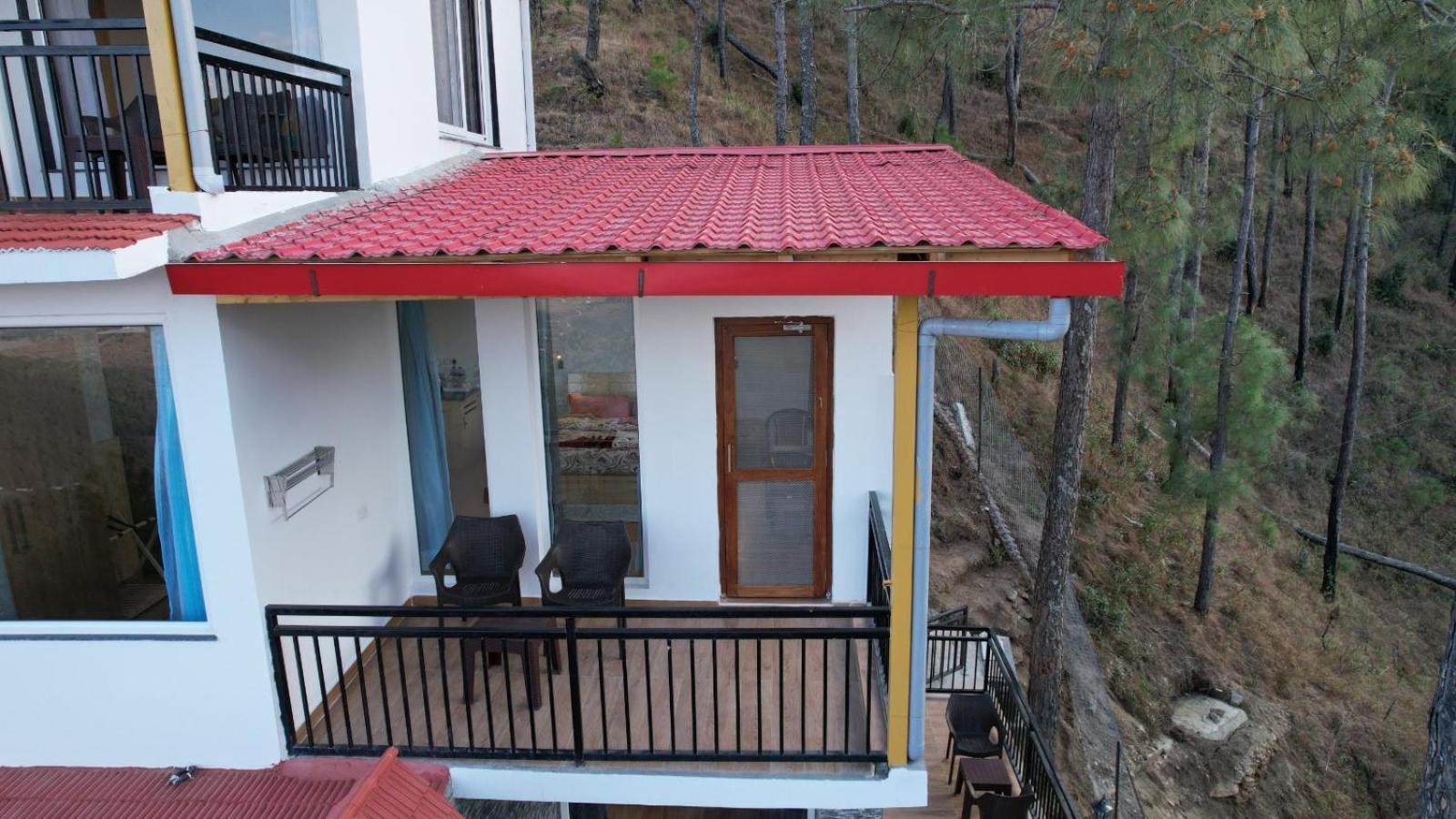Nandini Cottage, A Premium Boutique Homestay Ranikhet Esterno foto